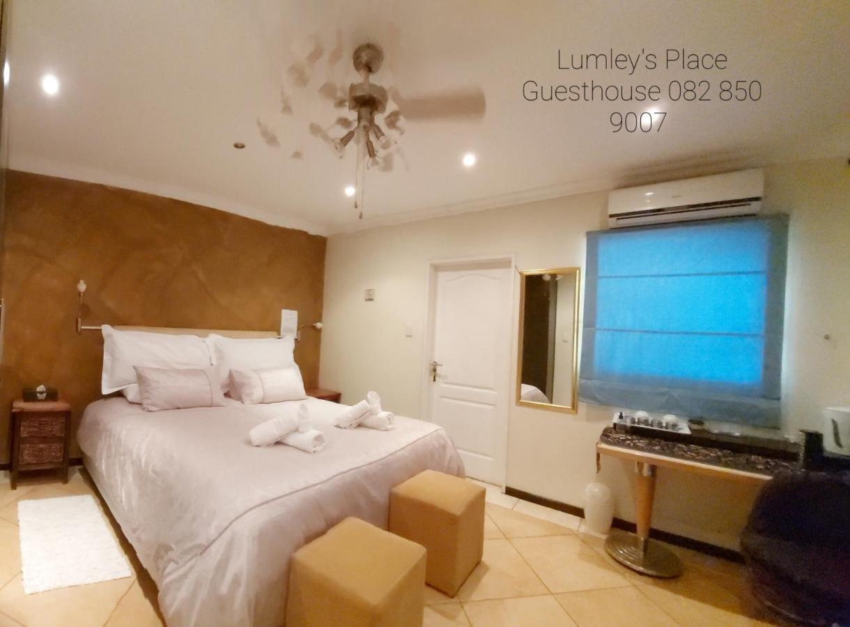 Lumley'S Place Guesthouse Pniel ภายนอก รูปภาพ
