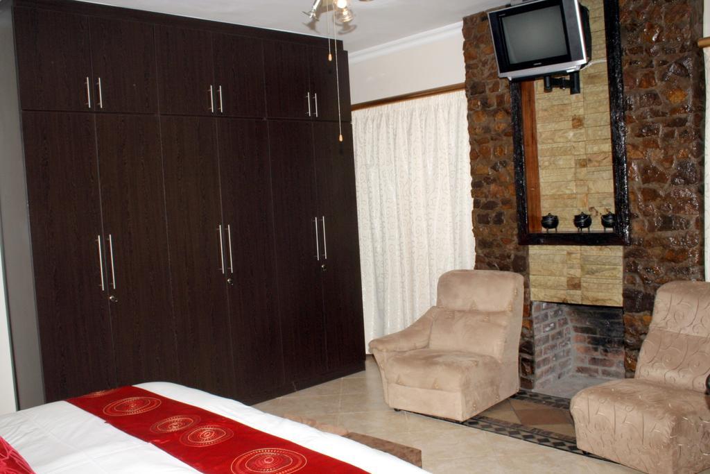 Lumley'S Place Guesthouse Pniel ห้อง รูปภาพ